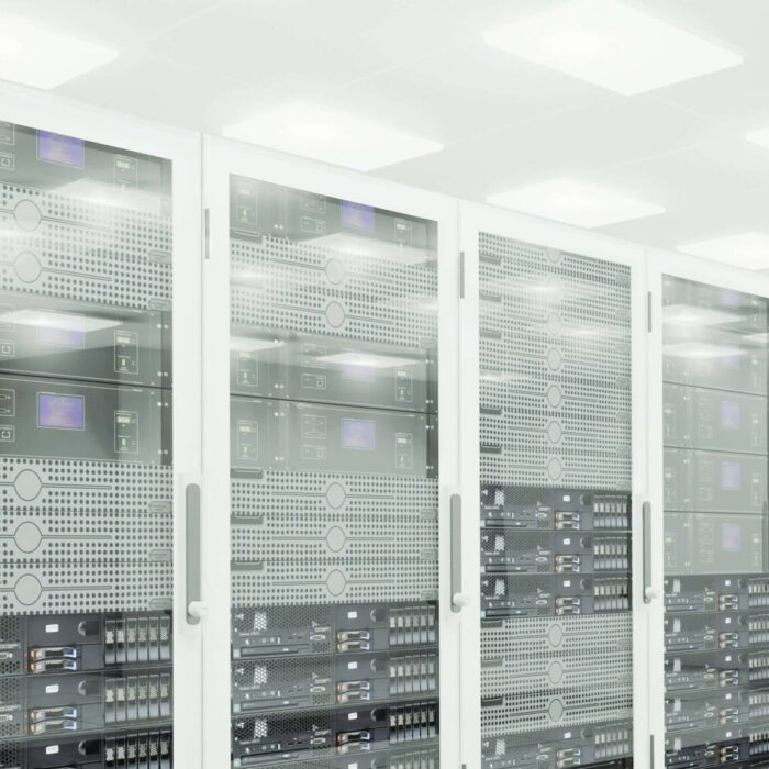 sécuriser une salle informatique - avec baies serveurs et contrôle d’accès